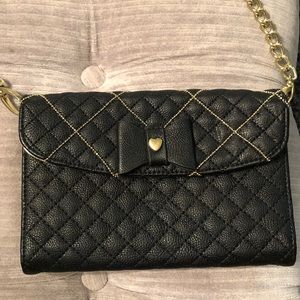 Betsey Johnson Messenger Wallet